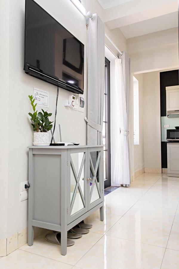 Hanna Studio Aparthotel Hanoi Exterior photo